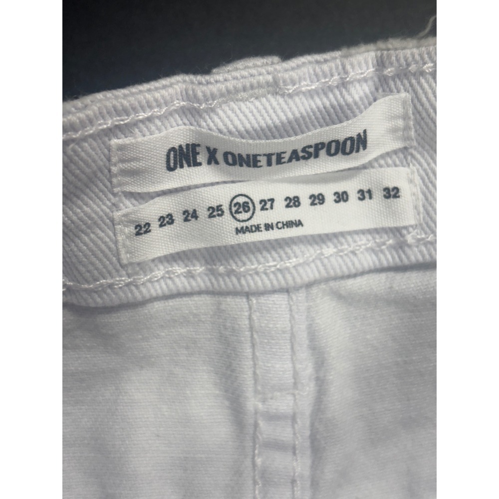 One Teaspoon NWT High Waisted 2020 Mini Denim Skirt in White Beauty 26 MSRP $110 - Picture 4 of 11